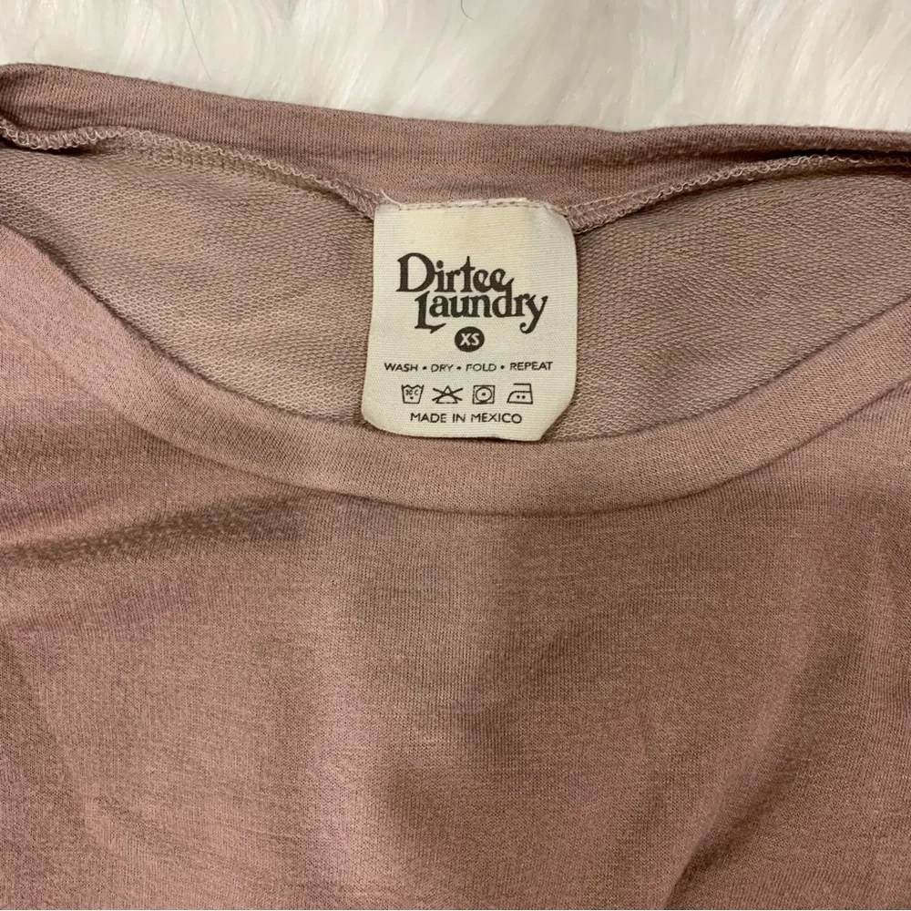 Long sleeve cropped top